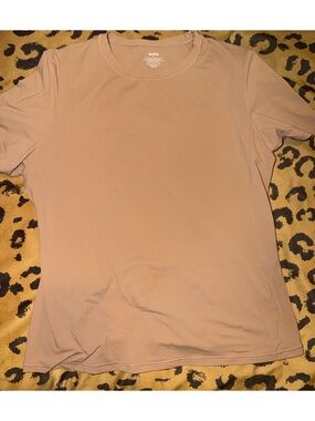Skims TShirt